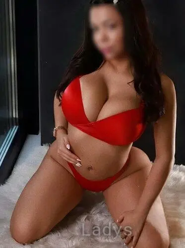 Marta, 54 years beautiful nude Limerick escorts girl, height 177 sm, Weight 68 kg