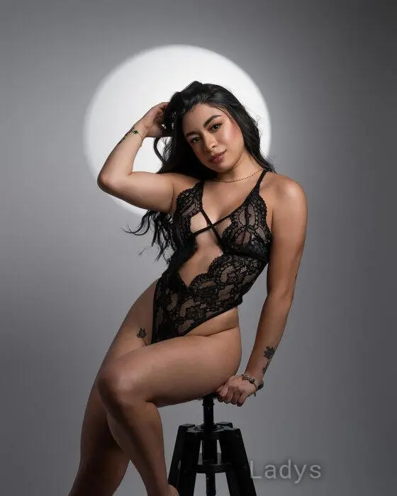 Abril, 19 years beautiful nude Limpertsberg escorts girl, height 160 sm, Weight 55 kg