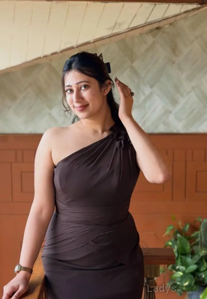 Suman panchal, 25 years beautiful nude Limpertsberg escorts girl, height 166 sm, Weight 53 kg
