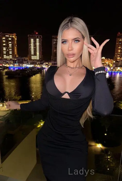 Irina Kseni, 23 years beautiful nude Lisboa escorts girl, height 175 sm, Weight 50 kg