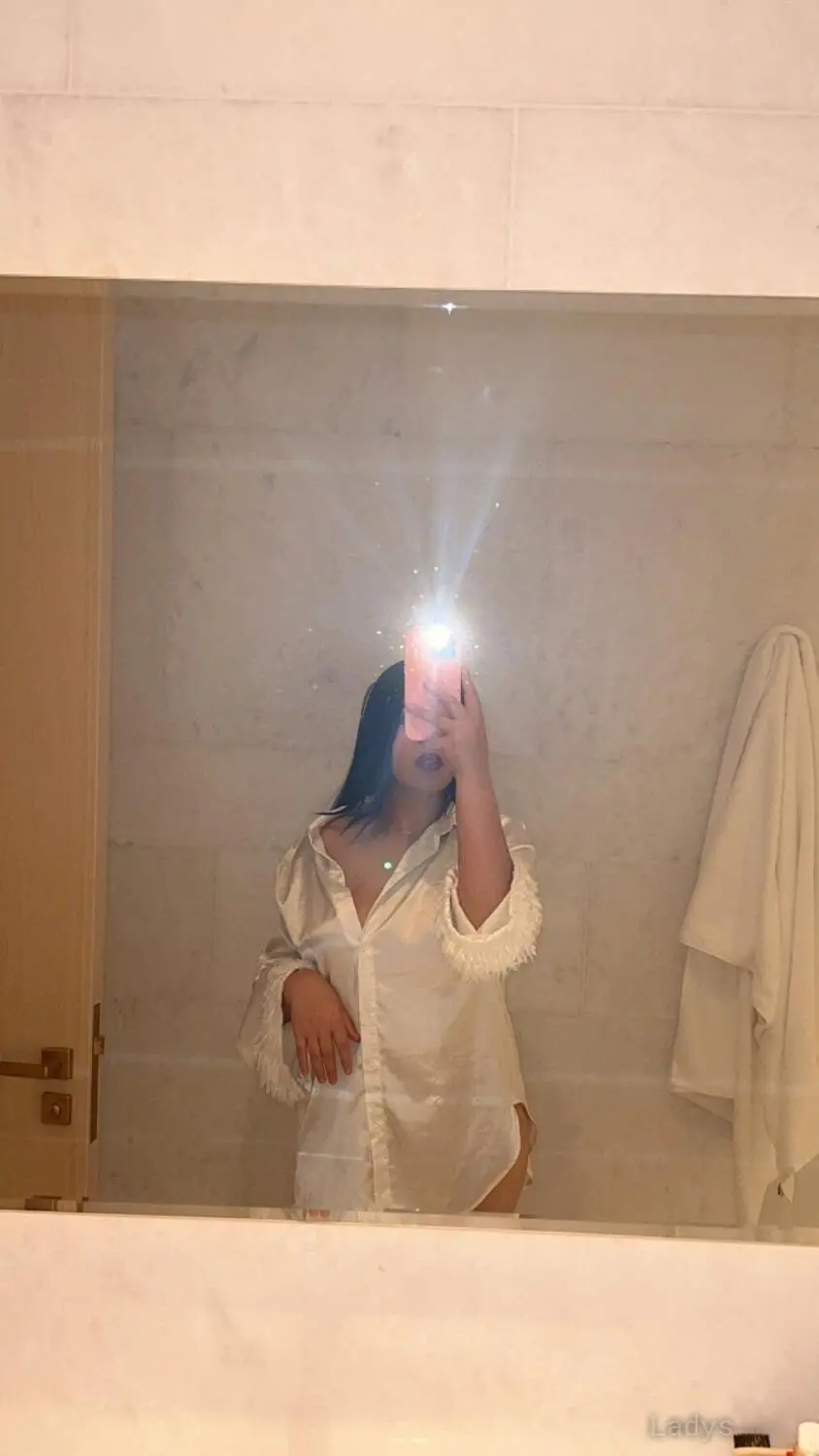 Linda, 22 years latina escorts girl, height  sm, Weight  kg, listcrawler Abu Dhabi