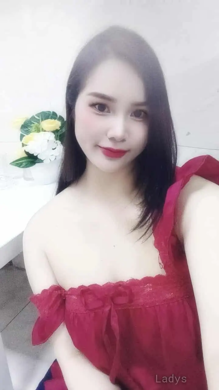 Narinrak, 22 years latina escorts girl, height 166 sm, Weight kg, listcrawler Abu Dhabi