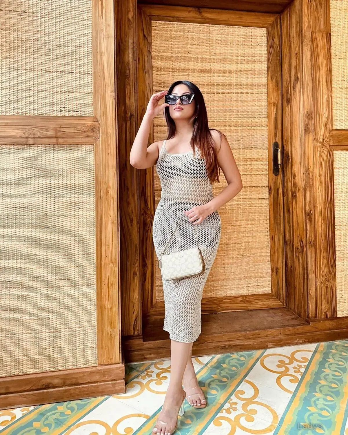Nikita, 21 years latina escorts girl, height 164 sm, Weight  kg, listcrawler Abu Dhabi