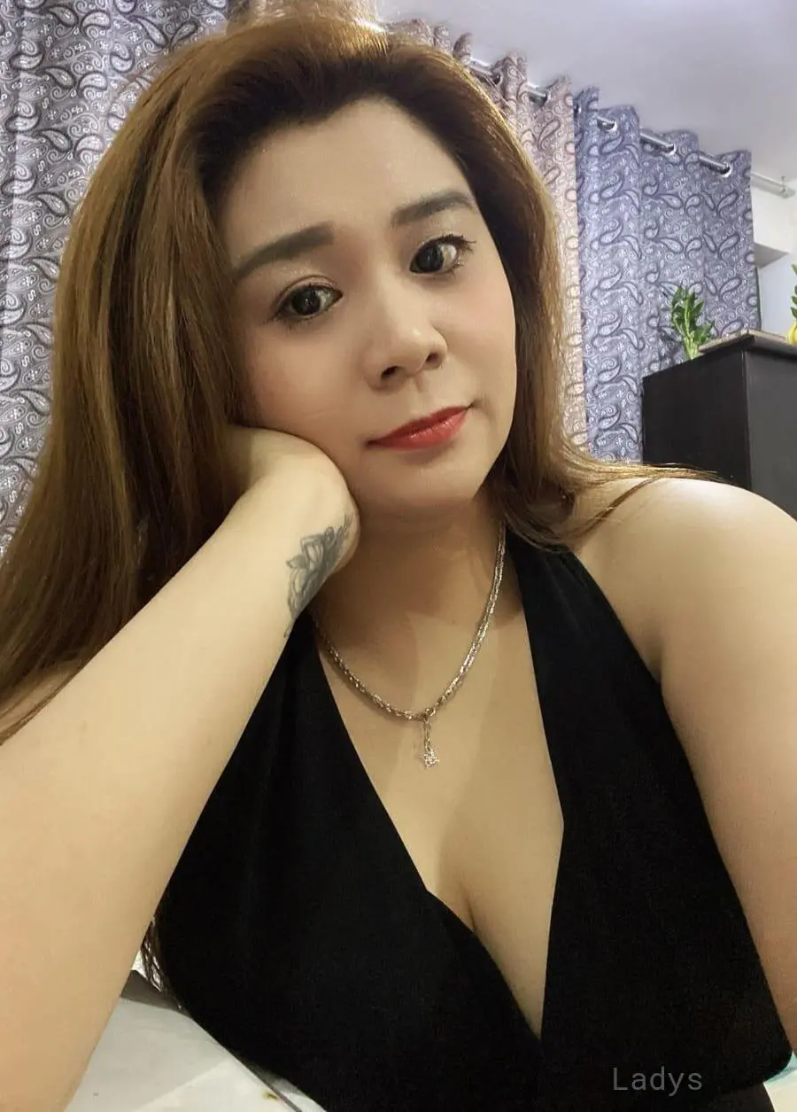 Yenan, 21 years latina escorts girl, height 168 sm, Weight kg, listcrawler Abu Dhabi