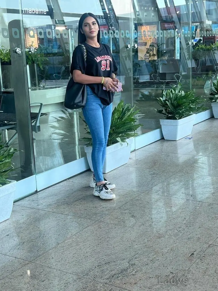 Ashwini, 22 years latina escorts girl, height 170 sm, Weight kg, listcrawler Agra
