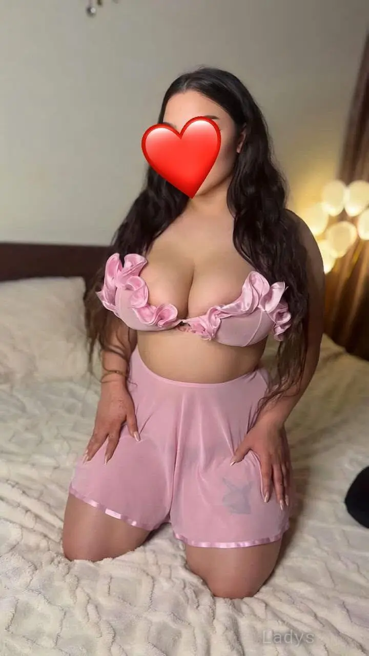 Soso, 22 years latina escorts girl, height 165 sm, Weight kg, listcrawler Ajman