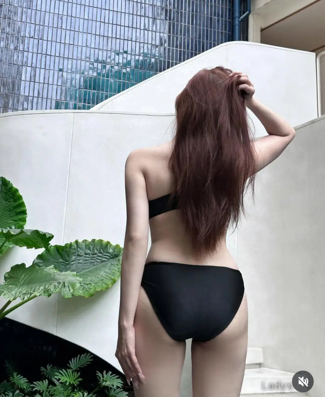 Hana, 19 years latina escorts girl, height 163 sm, Weight kg, listcrawler Al Khobar