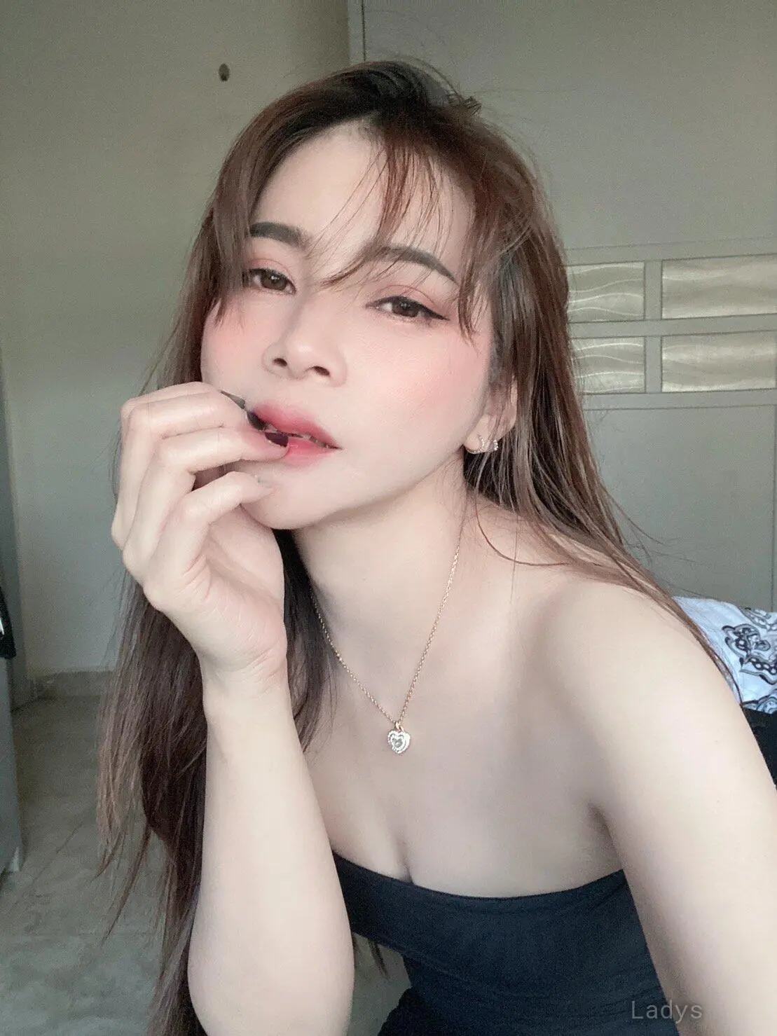 Lihan, 24 years latina escorts girl, height 168 sm, Weight kg, listcrawler Al Khobar
