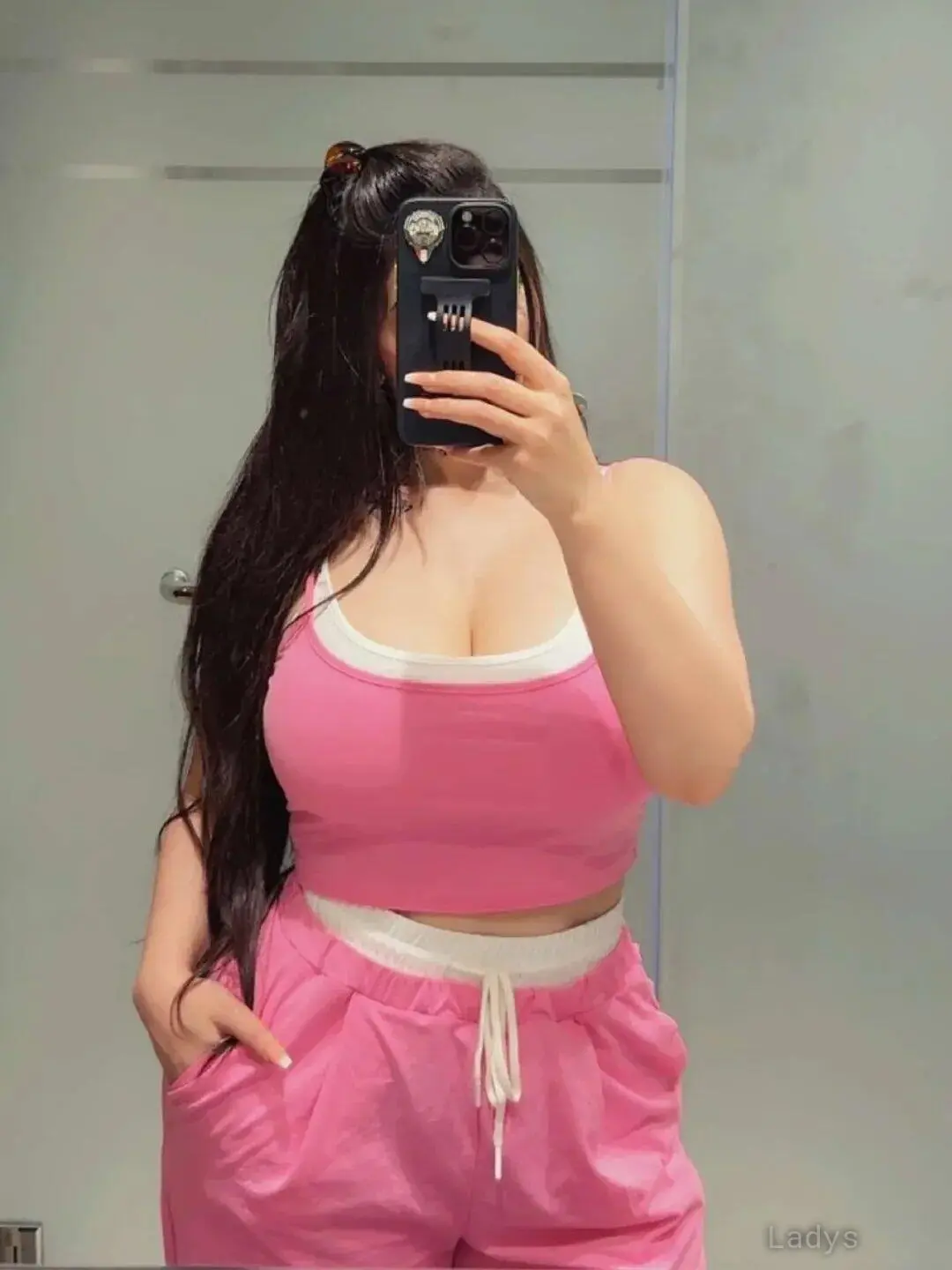 Rahaf, 23 years latina escorts girl, height 169 sm, Weight  kg, listcrawler Al Khobar