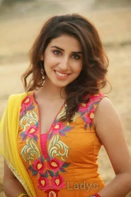 Celeste, 21 years latina escorts girl, height 154 sm, Weight  kg, listcrawler Amritsar