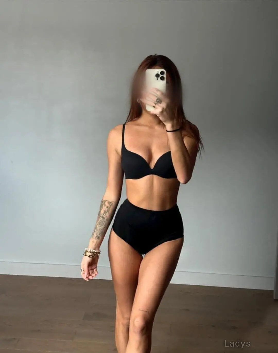 Domicile, 26 years latina escorts girl, height 168 sm, Weight  kg, listcrawler Annemasse
