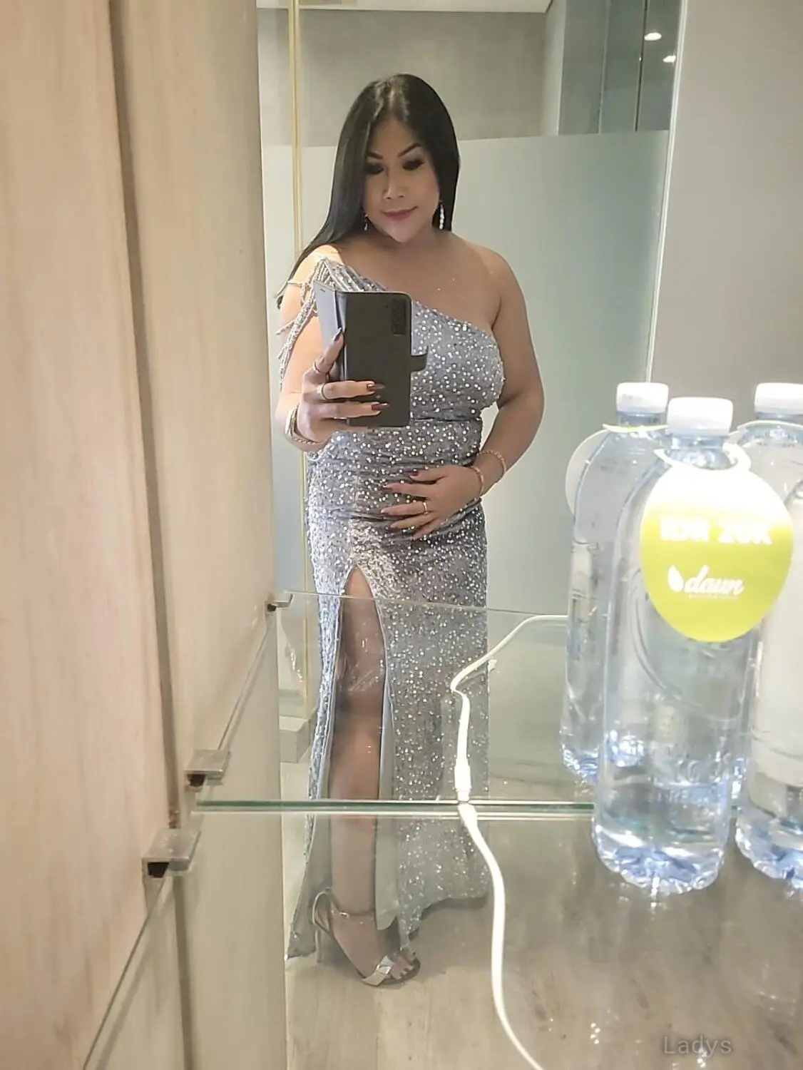 Miss Ver, 40 years latina escorts girl, height 158 sm, Weight  kg, listcrawler Bali