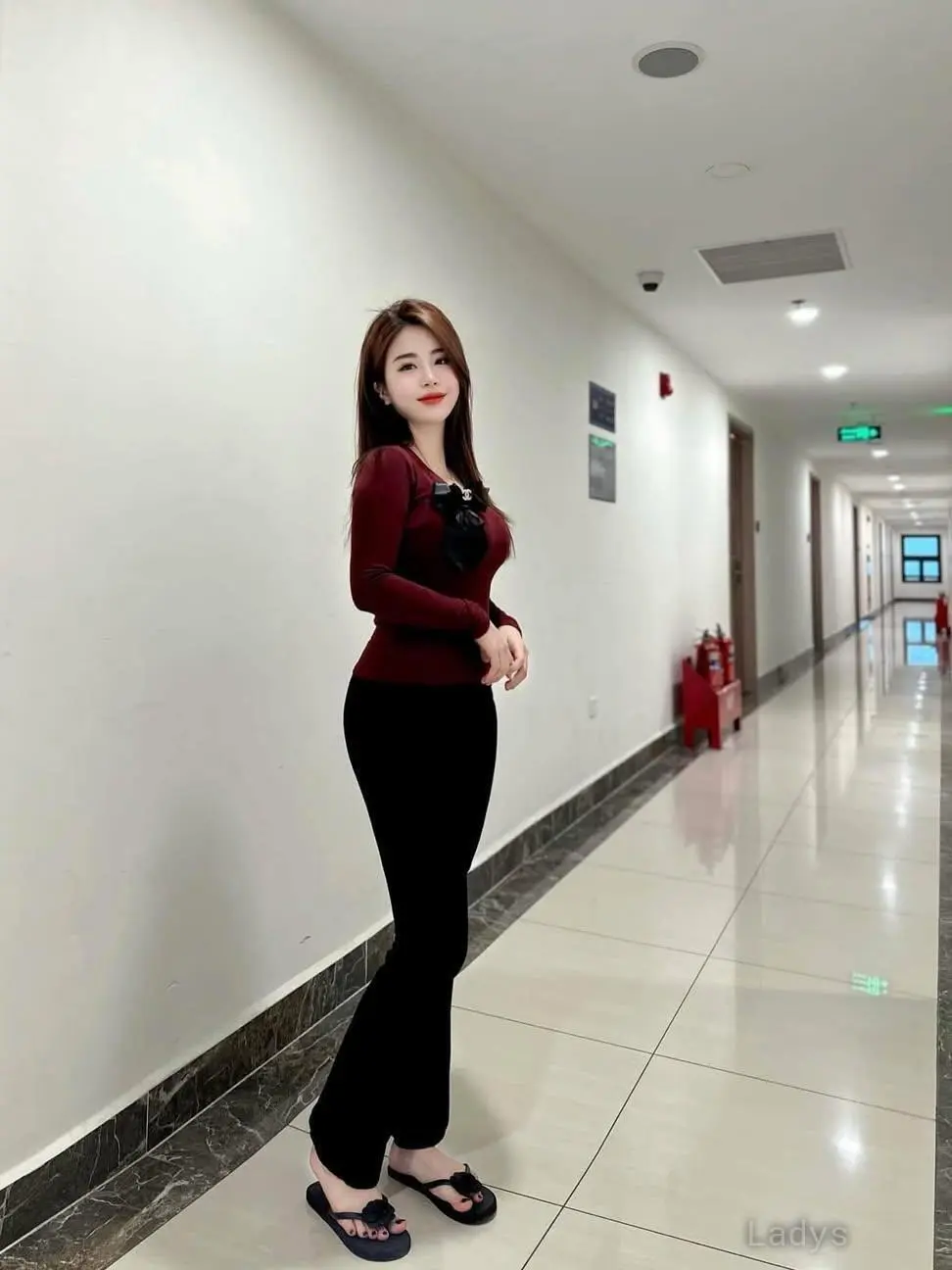 Shevila, 22 years latina escorts girl, height 165 sm, Weight  kg, listcrawler Bali