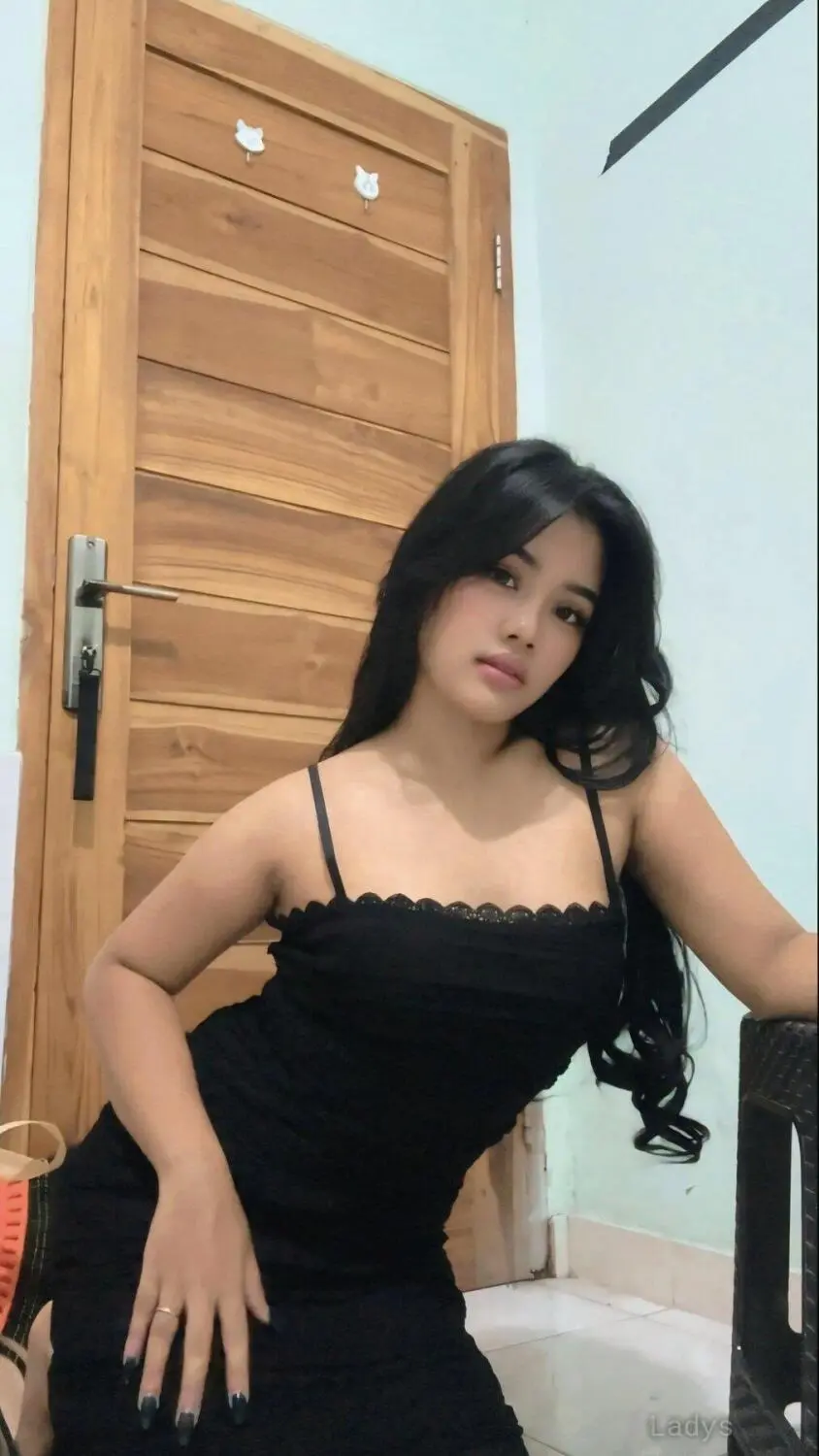 Vionitta Luna, 21 years latina escorts girl, height 155 sm, Weight  kg, listcrawler Bali