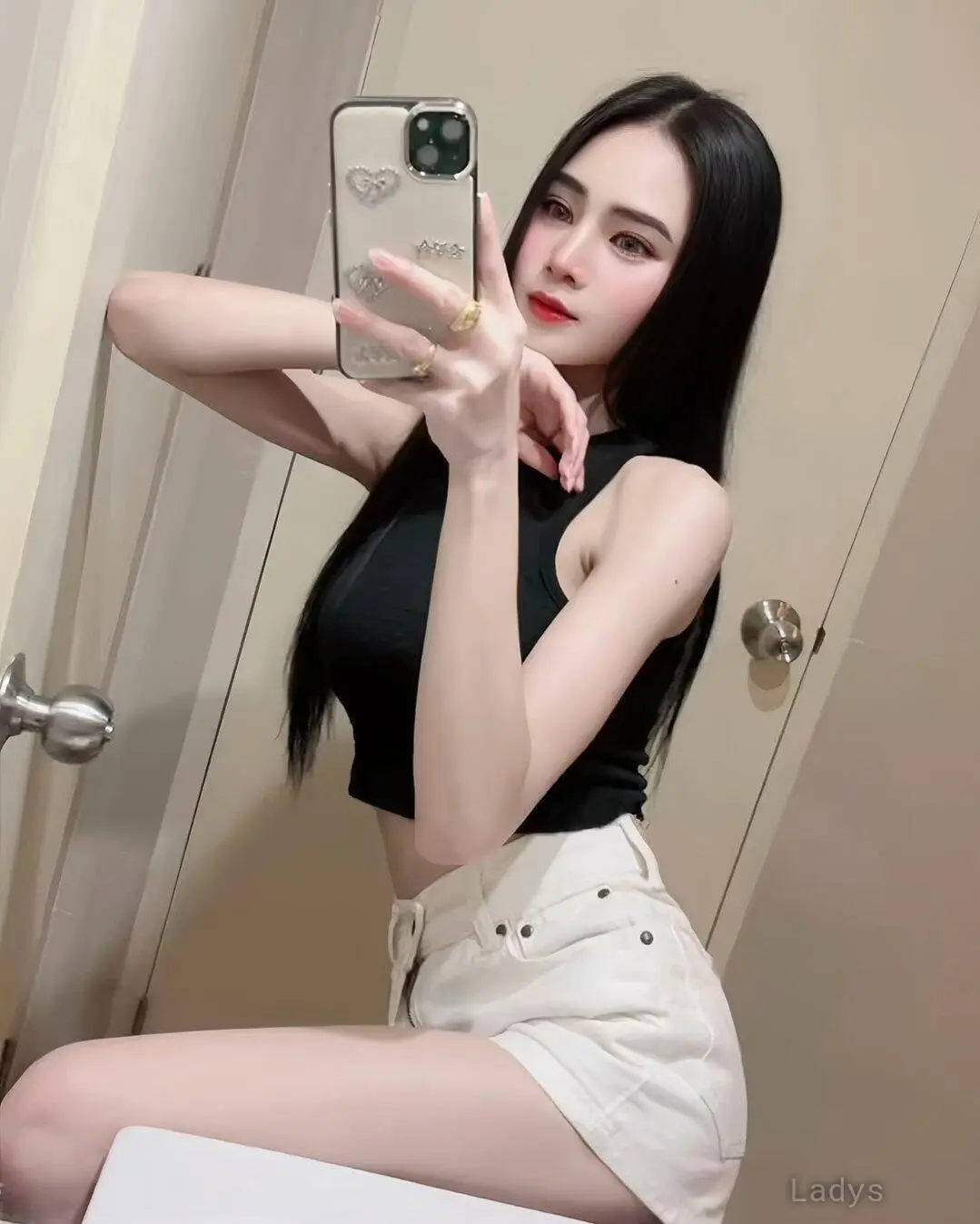 Zahrra, 23 years latina escorts girl, height 165 sm, Weight kg, listcrawler Bali
