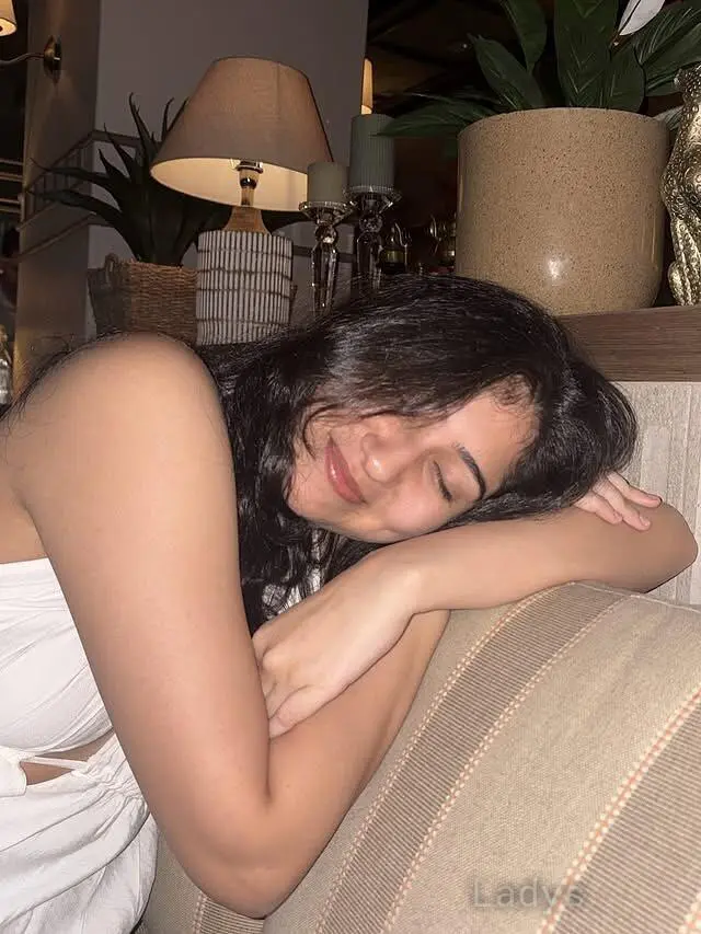 Tanvi, 22 years latina escorts girl, height 154 sm, Weight kg, listcrawler Bangalore