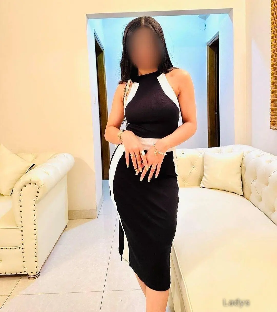 Trisha, 25 years latina escorts girl, height 168 sm, Weight  kg, listcrawler Bangalore