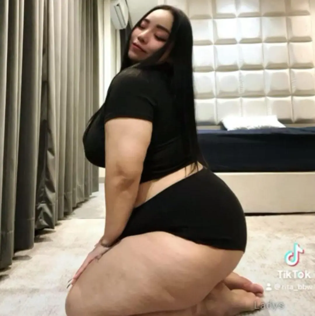 Darin, 29 years latina escorts girl, height 166 sm, Weight kg, listcrawler Bangkok