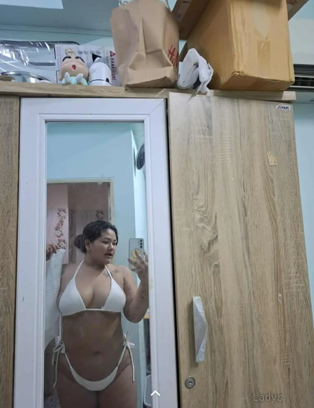 Emirin, 21 years latina escorts girl, height 163 sm, Weight  kg, listcrawler Bangkok