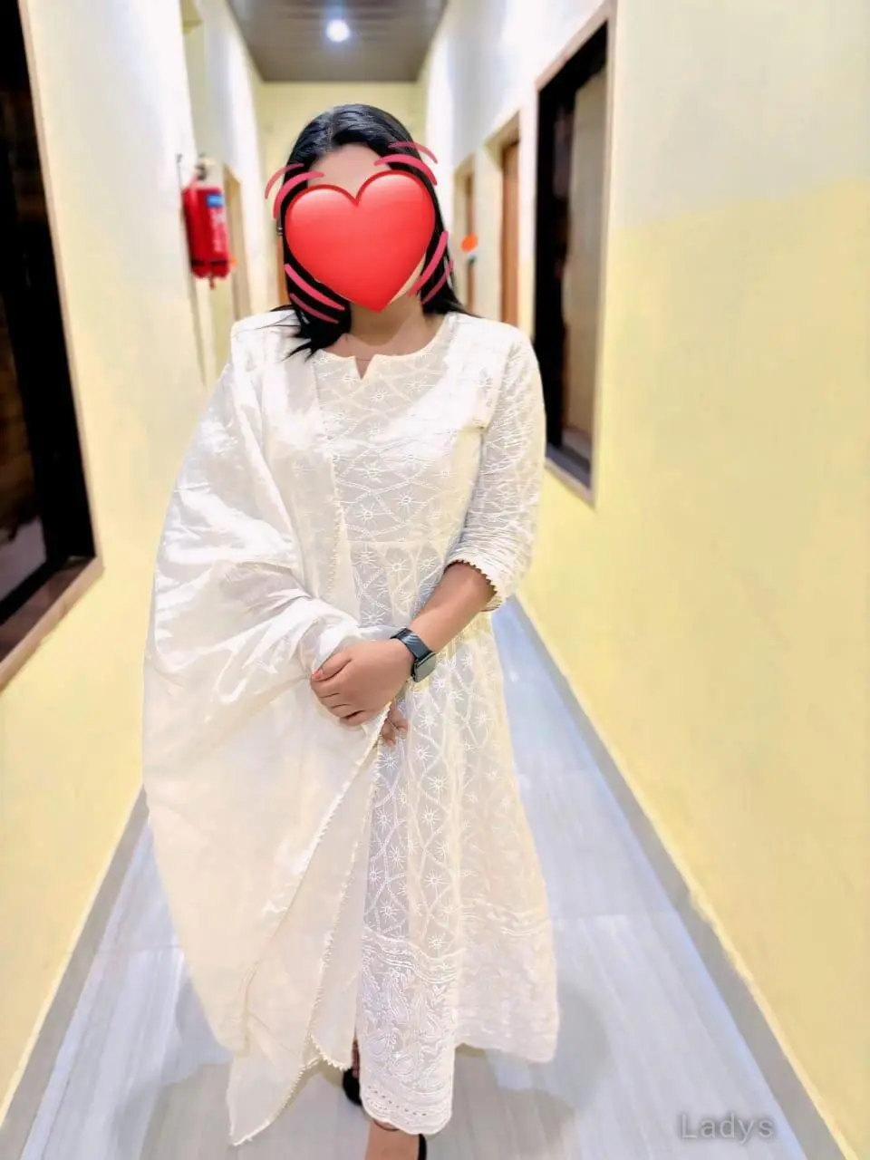 Jiya, 23 years latina escorts girl, height 158 sm, Weight  kg, listcrawler Bhopal