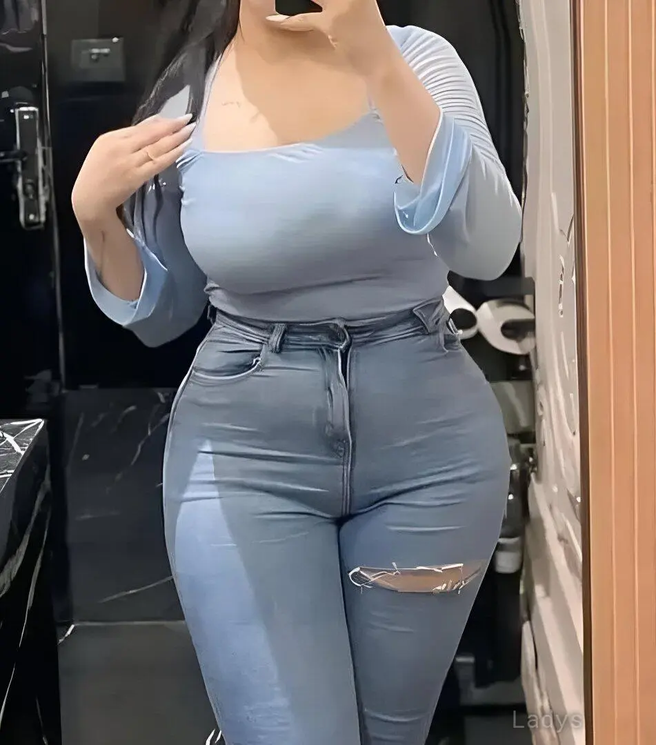 Donia, 22 years latina escorts girl, height 173 sm, Weight  kg, listcrawler Cairo