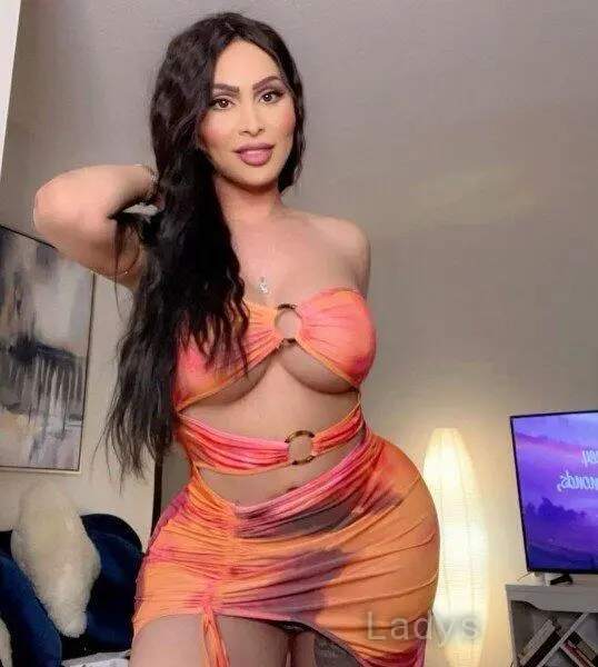 Mona, 33 years latina escorts girl, height 172 sm, Weight  kg, listcrawler Cairo