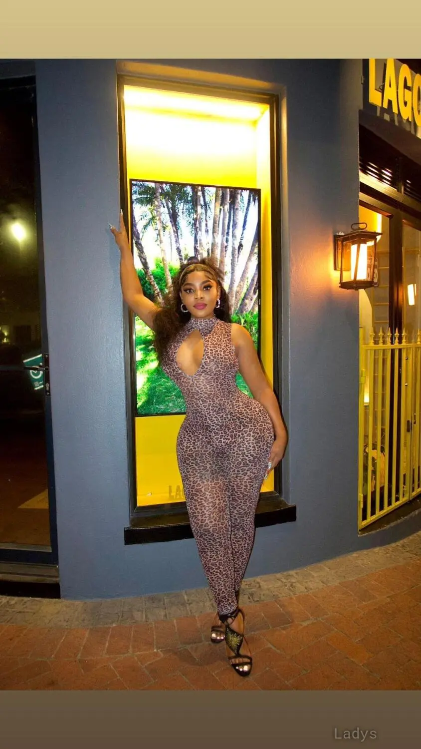 Tee, 25 years latina escorts girl, height 154 sm, Weight  kg, listcrawler Cape Town