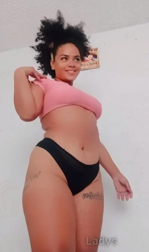 Emma, 22 years latina escorts girl, height 156 sm, Weight  kg, listcrawler Cartagena