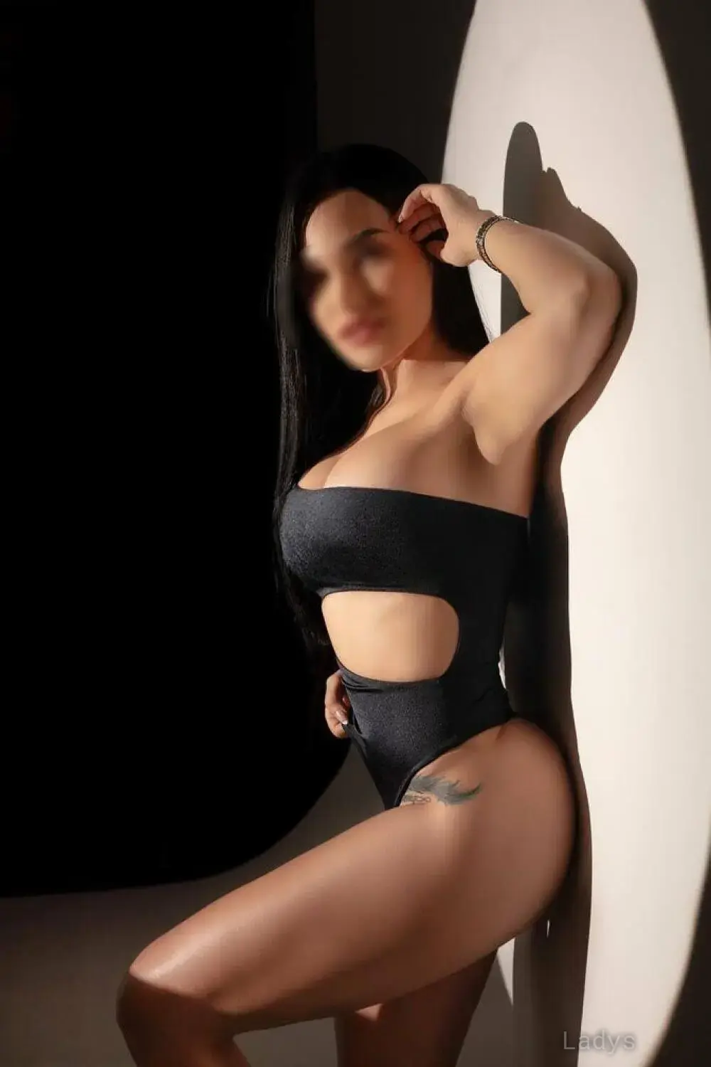 CLAUDIA IN GREENSBORO-CHARRLOTTE, 21 years latina escorts girl, height 157 sm, Weight 52 kg, listcrawler Charlotte