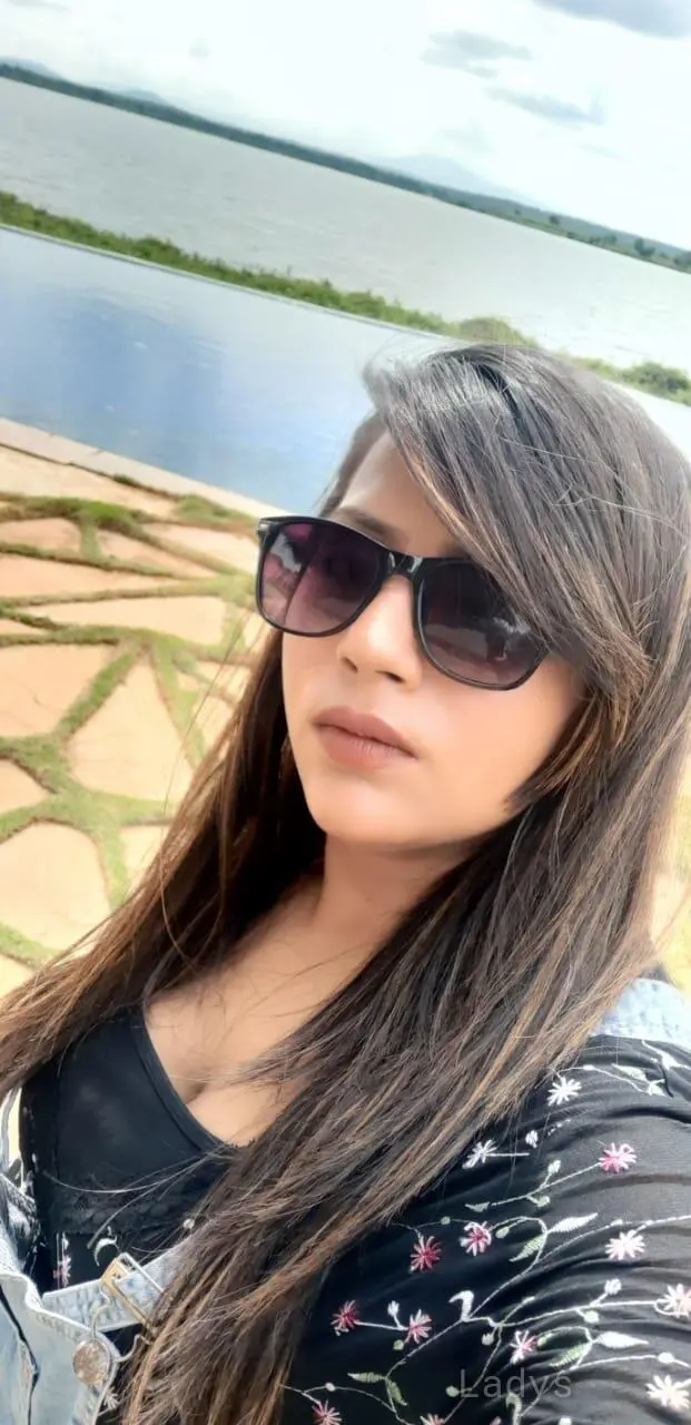 Cathy, 21 years latina escorts girl, height 180 sm, Weight kg, listcrawler Chennai