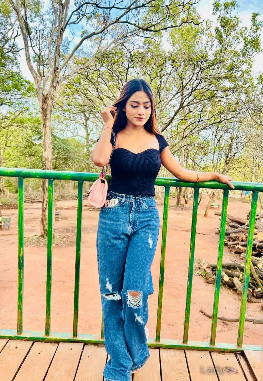 Girlfriend Experience Direct Cash Only, years latina escorts girl, height sm, Weight kg, listcrawler Chennai