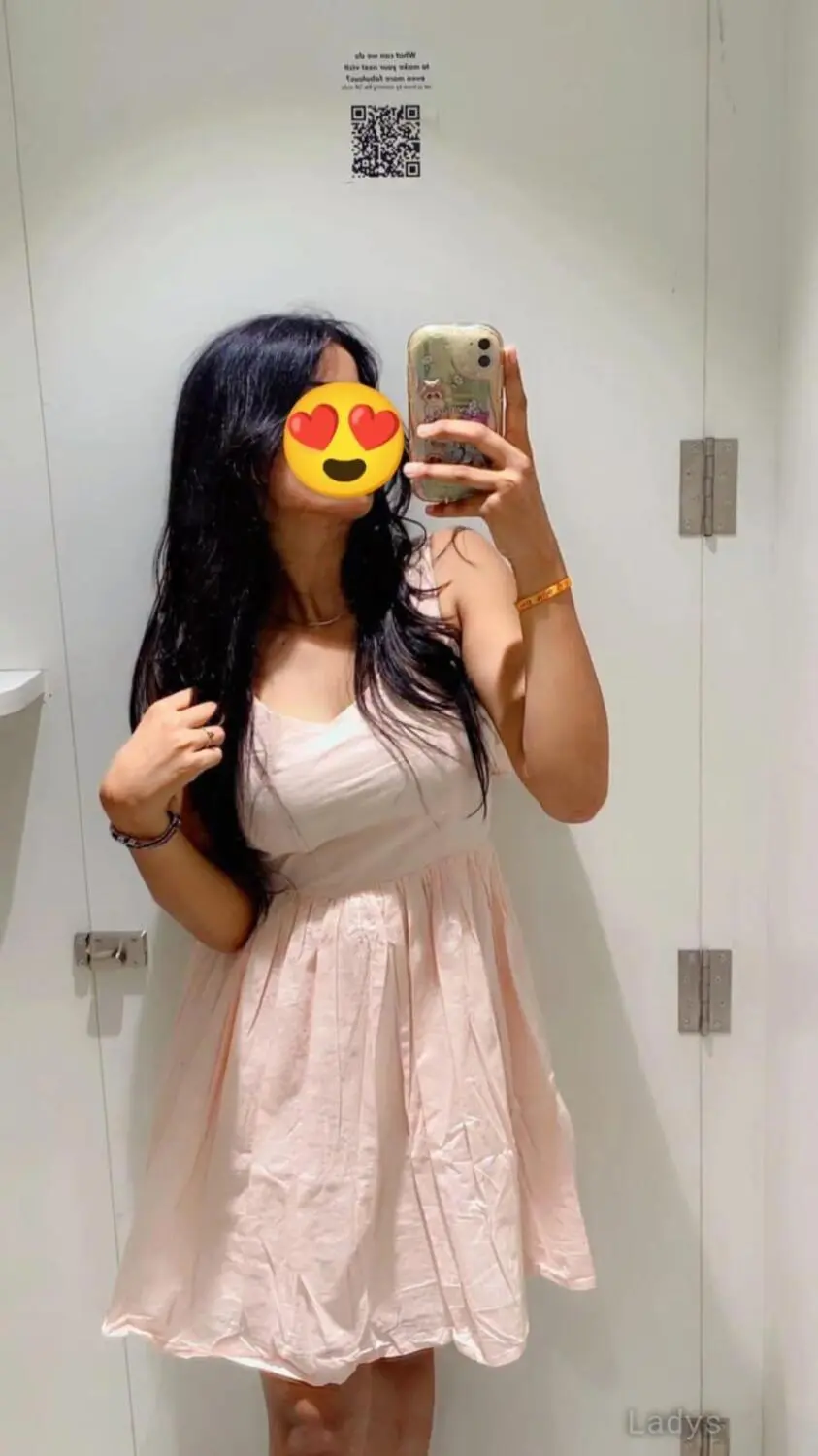 ꧁pinky, 23 years latina escorts girl, height 166 sm, Weight  kg, listcrawler Chennai