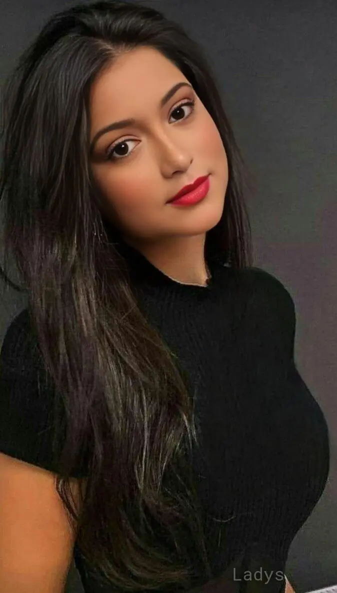 Rina, 21 years latina escorts girl, height 178 sm, Weight kg, listcrawler Chennai