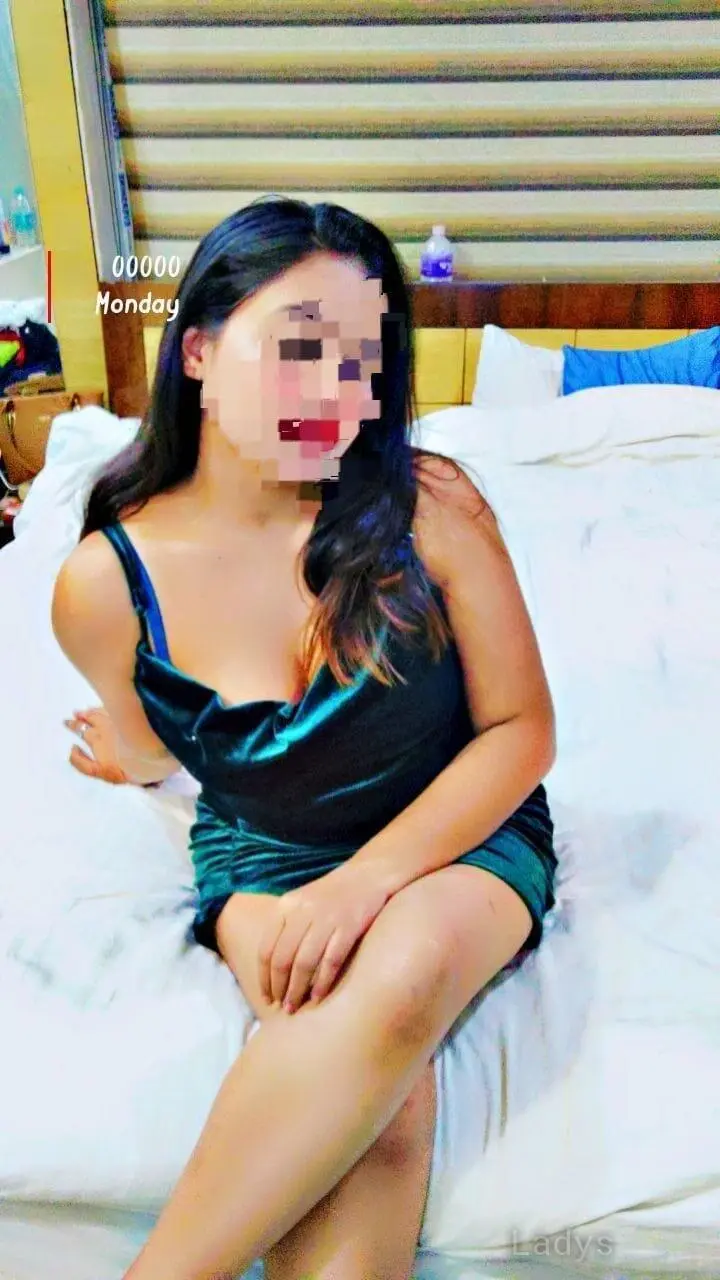 Divya, 25 years latina escorts girl, height 168 sm, Weight kg, listcrawler Coimbatore