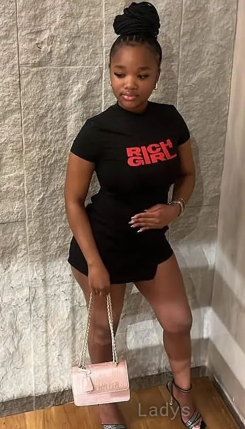 Kelly, years latina escorts girl, height sm, Weight kg, listcrawler Coimbatore