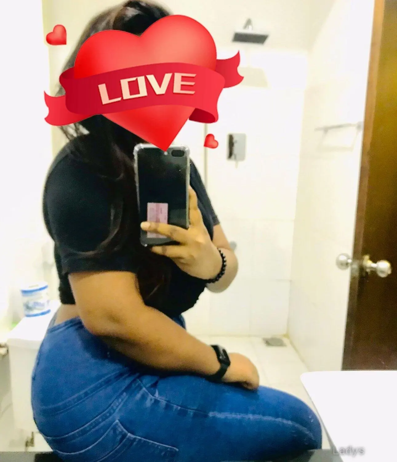 Niki, 20 years latina escorts girl, height 155 sm, Weight  kg, listcrawler Colombo