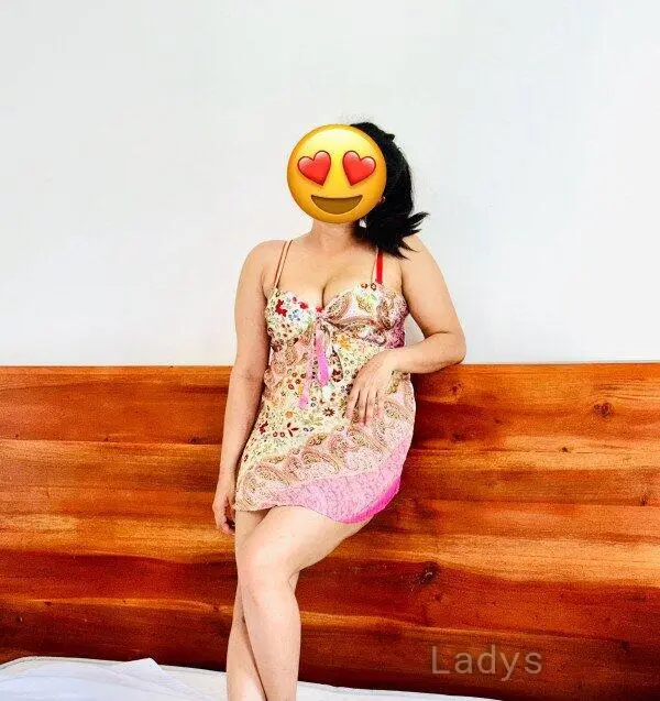 Nimasha, 27 years latina escorts girl, height 158 sm, Weight  kg, listcrawler Colombo