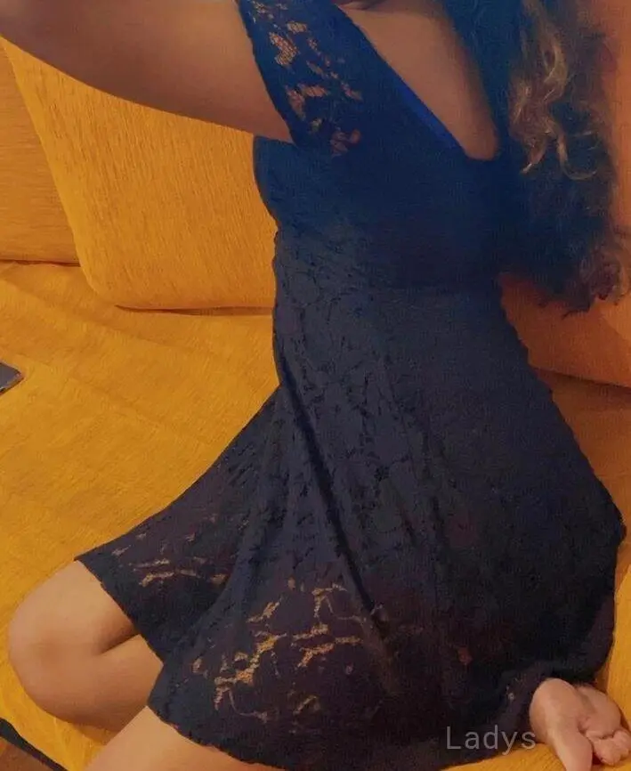 Rishi, 22 years latina escorts girl, height 154 sm, Weight kg, listcrawler Colombo