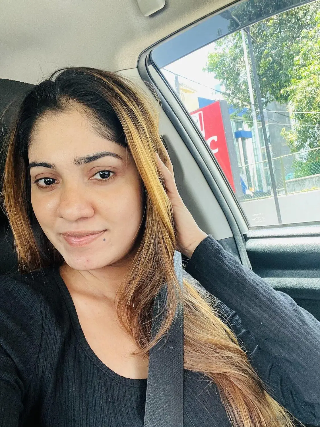 Yashu M, 24 years latina escorts girl, height 168 sm, Weight  kg, listcrawler Colombo