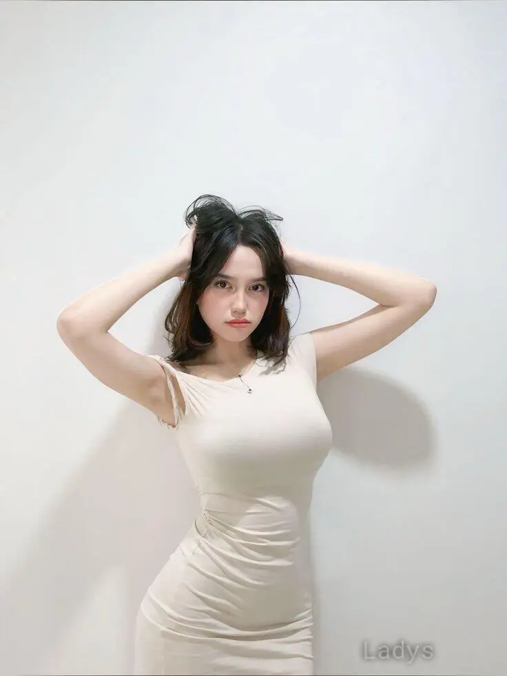 Liisa, 24 years latina escorts girl, height 154 sm, Weight kg, listcrawler Da Nang