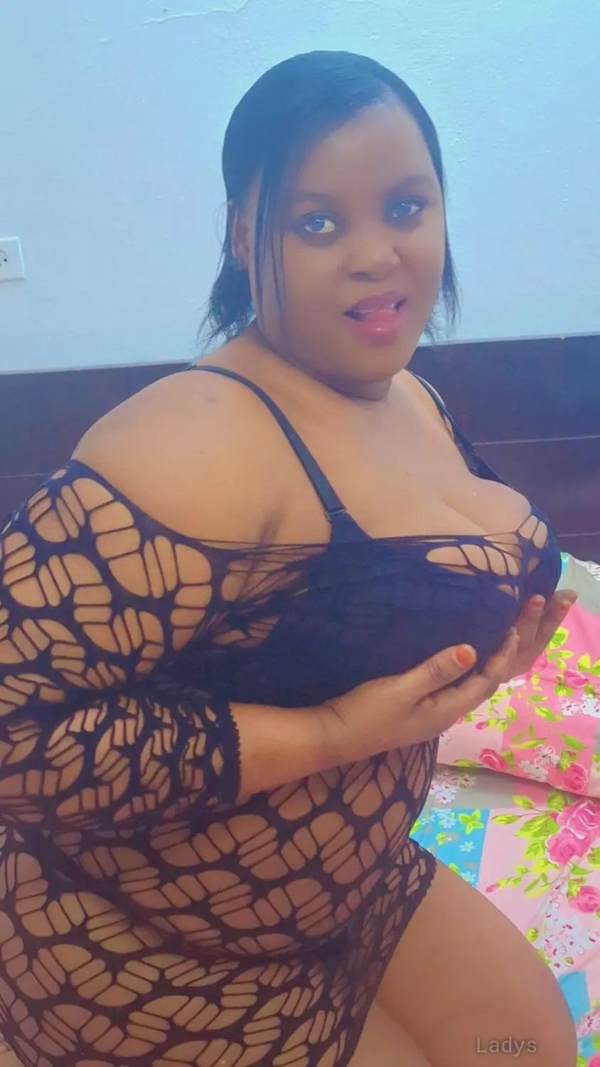 Aisha, 22 years latina escorts girl, height 175 sm, Weight kg, listcrawler Dammam