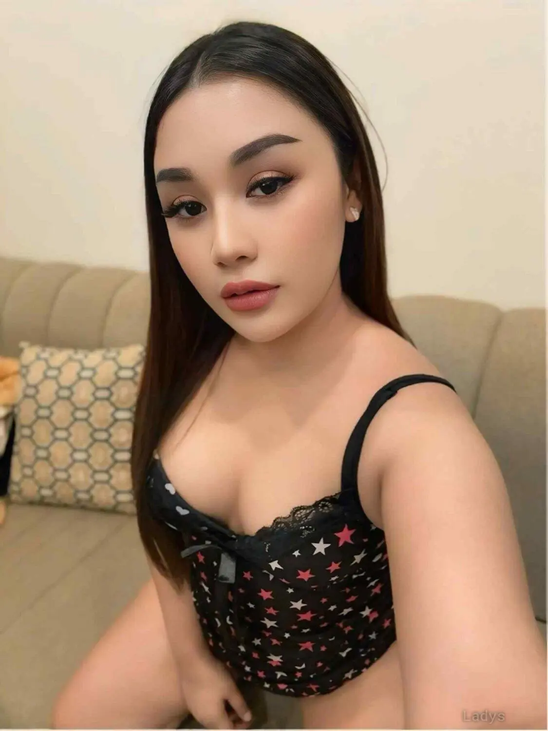 Nadia, 26 years latina escorts girl, height 154 sm, Weight kg, listcrawler Dammam