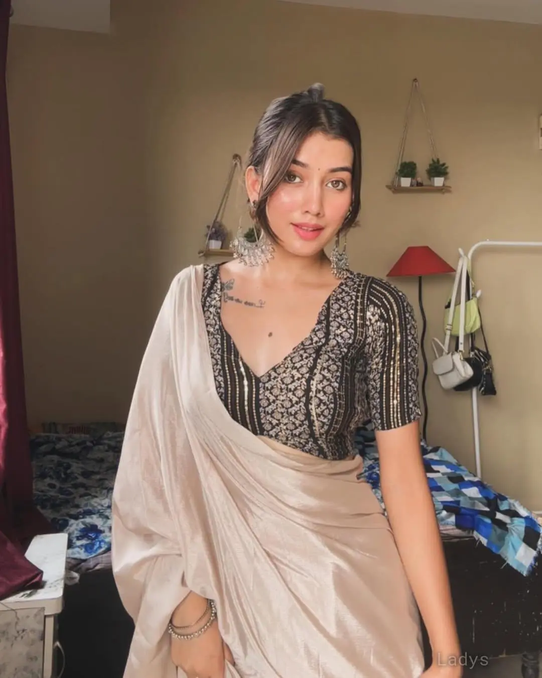 Emma,  years latina escorts girl, height  sm, Weight  kg, listcrawler Delhi