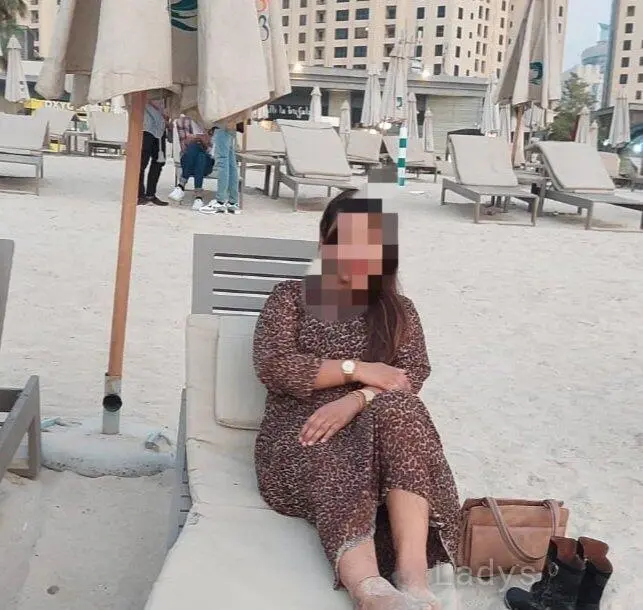 Khushi, 34 years latina escorts girl, height 165 sm, Weight  kg, listcrawler Delhi