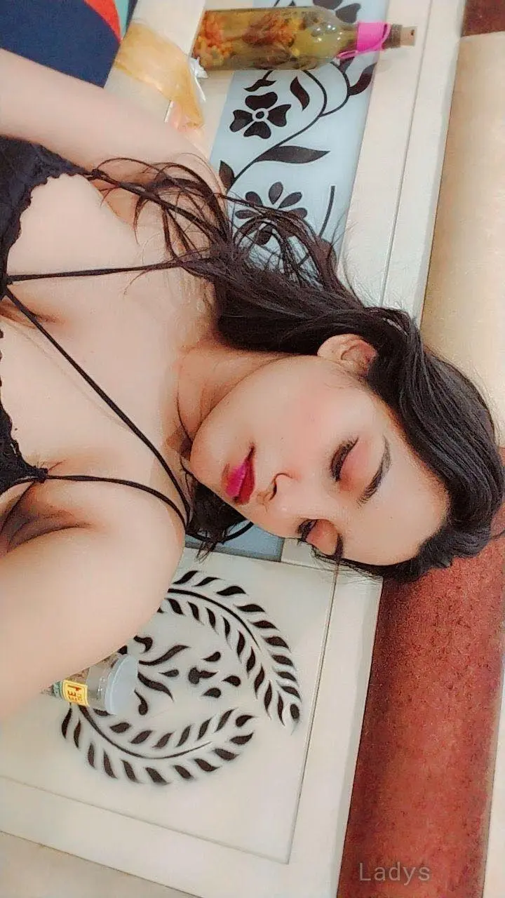 Tina,  years latina escorts girl, height  sm, Weight  kg, listcrawler Delhi