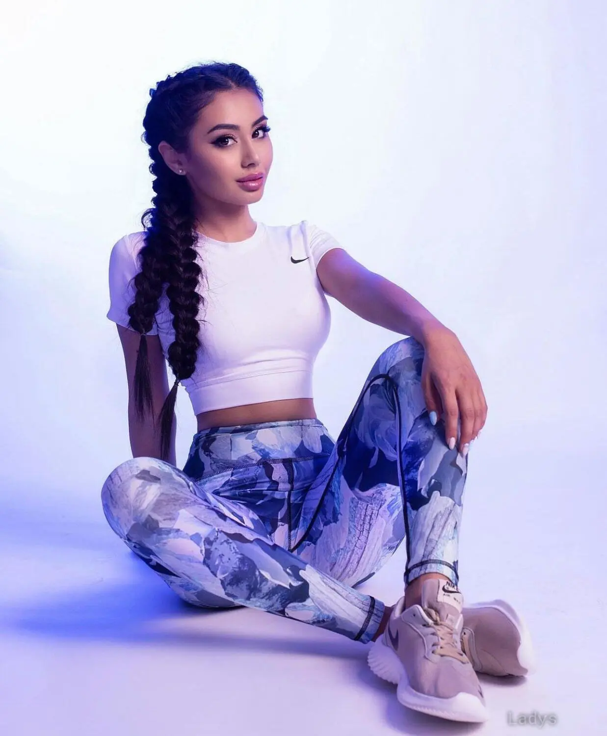 Aelita, 25 years latina escorts girl, height 168 sm, Weight kg, listcrawler Dubai