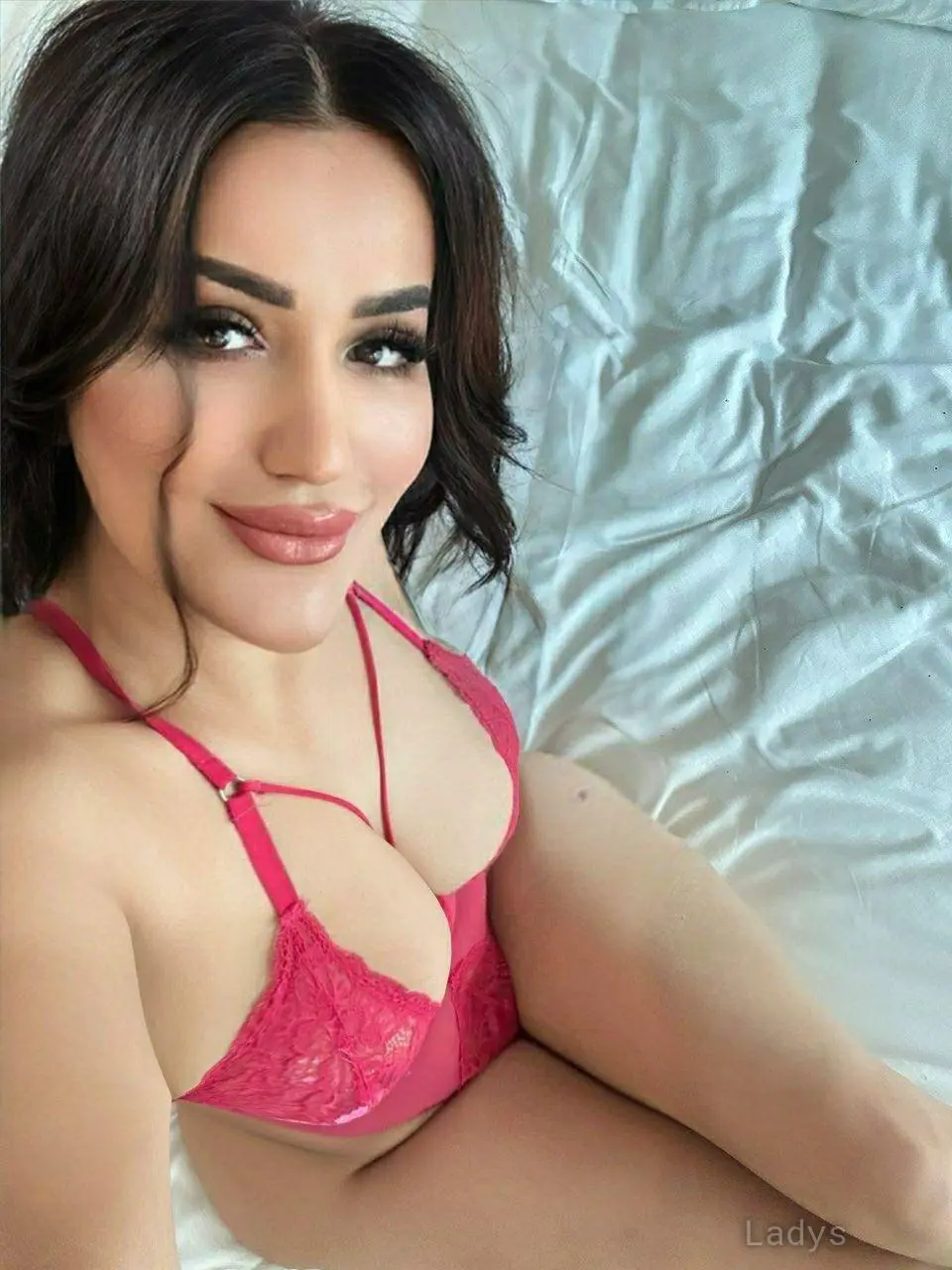 ALENNA, 30 years latina escorts girl, height 170 sm, Weight kg, listcrawler Dubai
