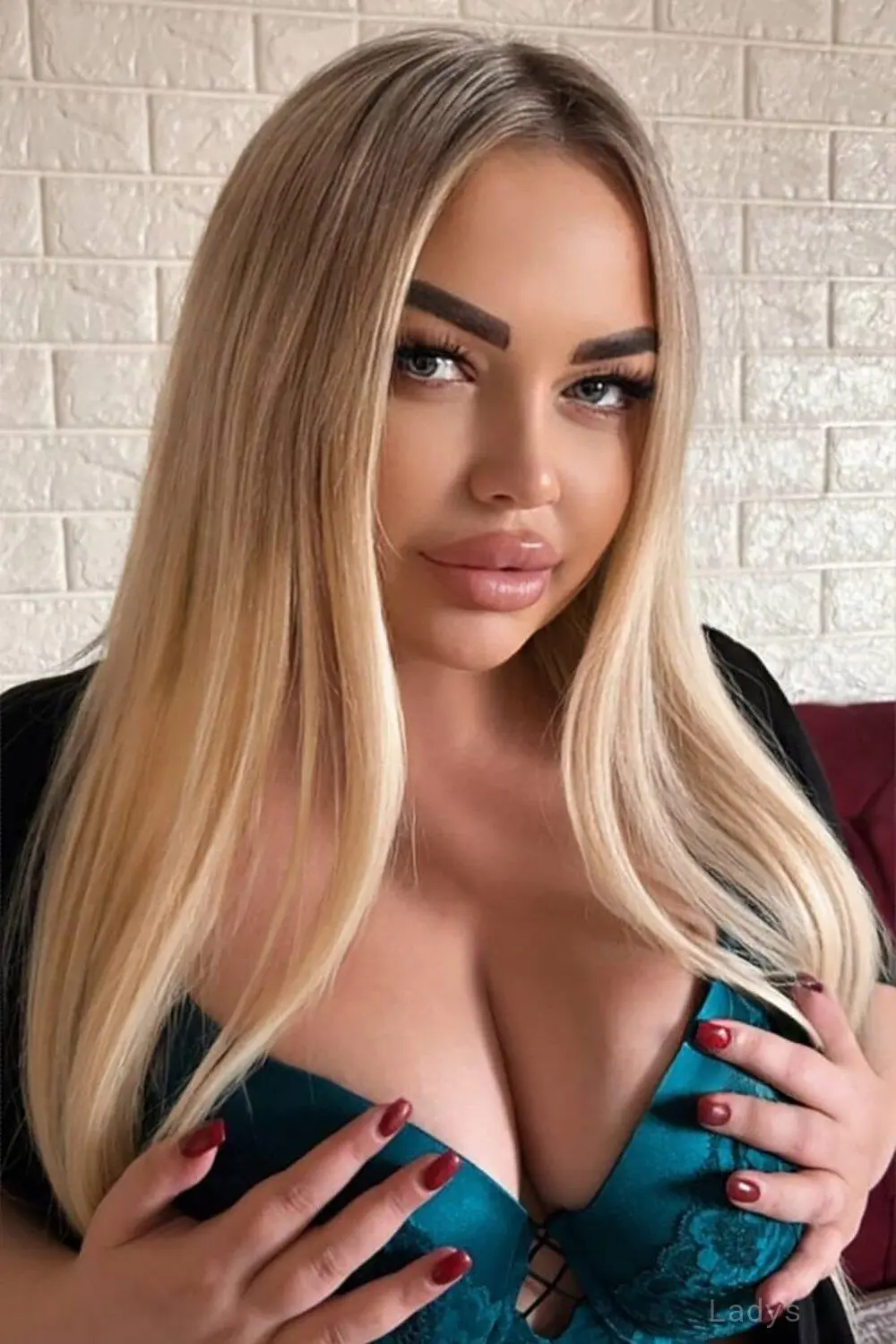 Irma, 30 years latina escorts girl, height 167 sm, Weight  kg, listcrawler Dubai