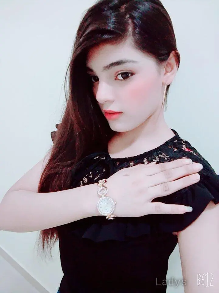 Jiya, 21 years latina escorts girl, height 166 sm, Weight  kg, listcrawler Dubai