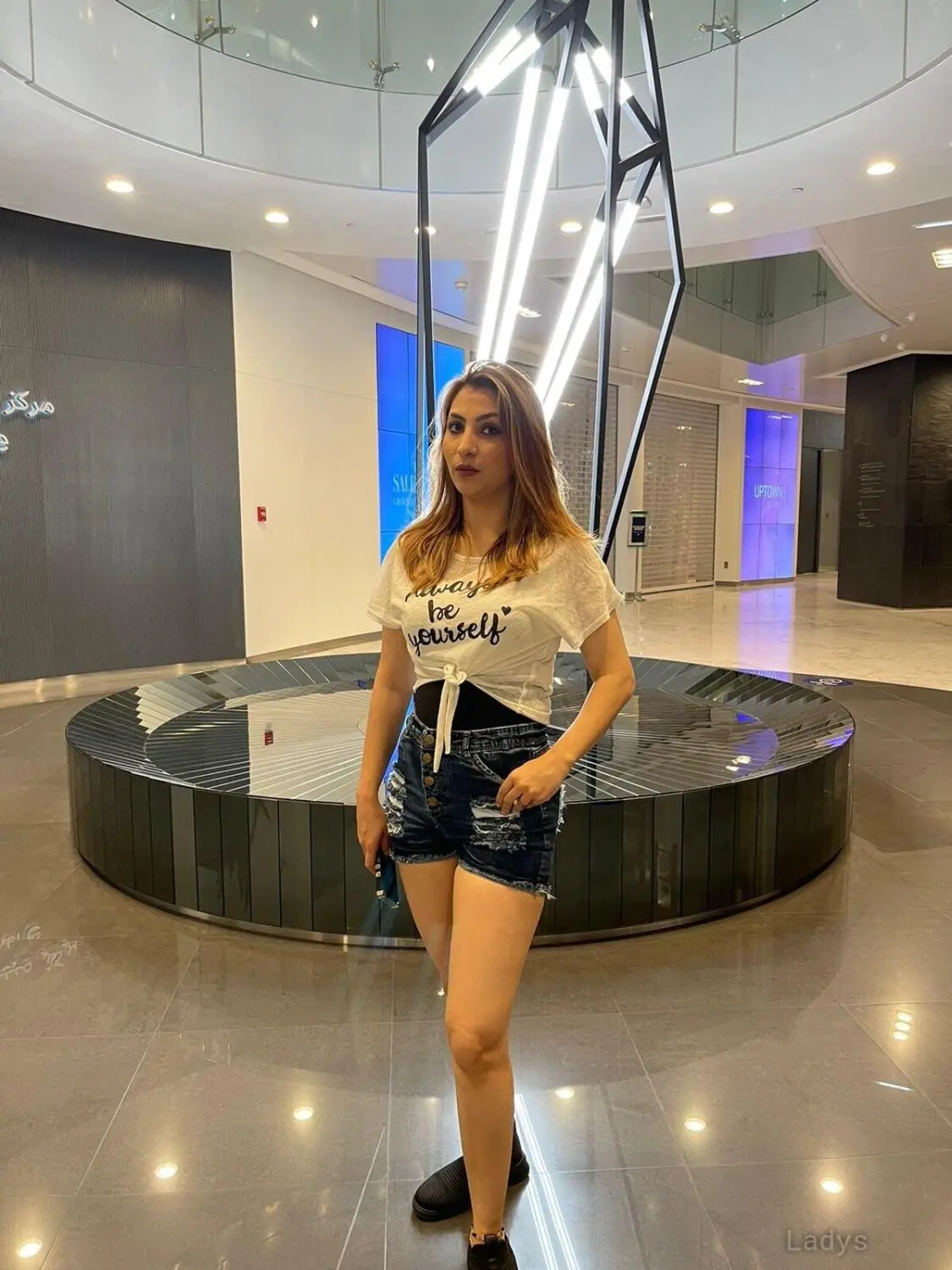 Kathleen, 22 years latina escorts girl, height 166 sm, Weight  kg, listcrawler Dubai